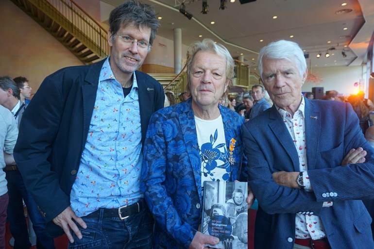Uitgever Eddy van der Noord, Arjen van der Grijn en Kees van Kooten.