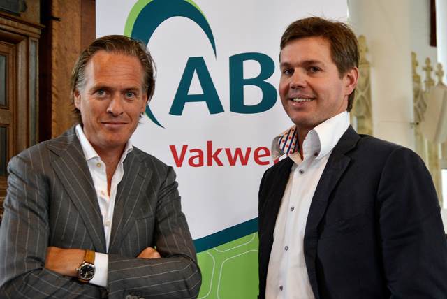 AB Vakwerk-directeur Lammert Fopma met Jort Kelder. © Robert Vinkenborg